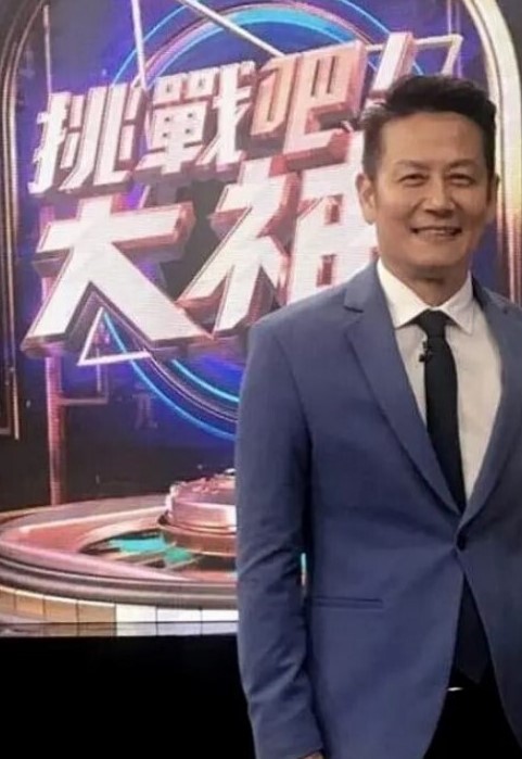 大三丫头新学期的第一堂课真实大学校园上课塞跳蛋自慰偷拍下课撒尿食堂打饭真实刺激 - 私房国产